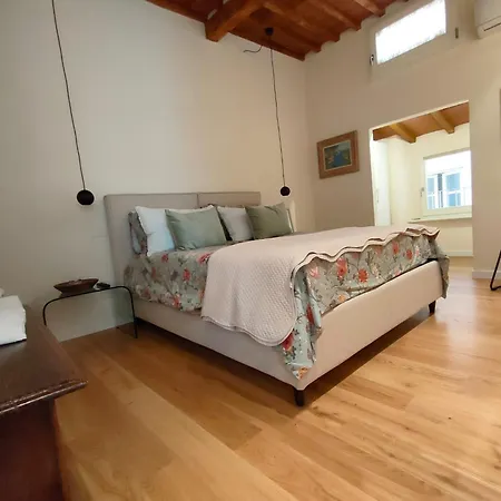 Apartment Pagal *