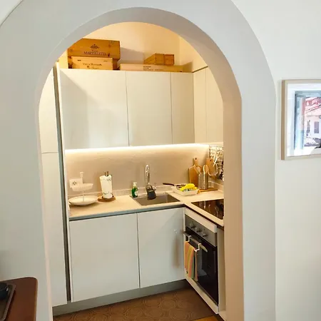 Apartment Pagal *